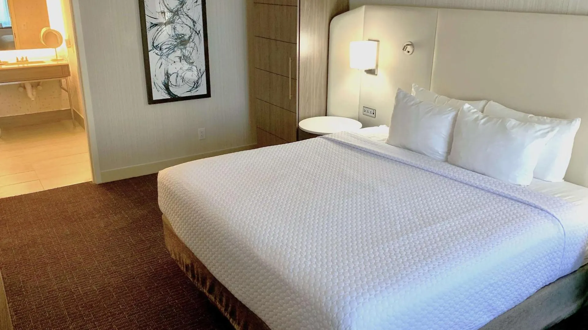 Sonesta Columbus Downtown Hotel 4*,