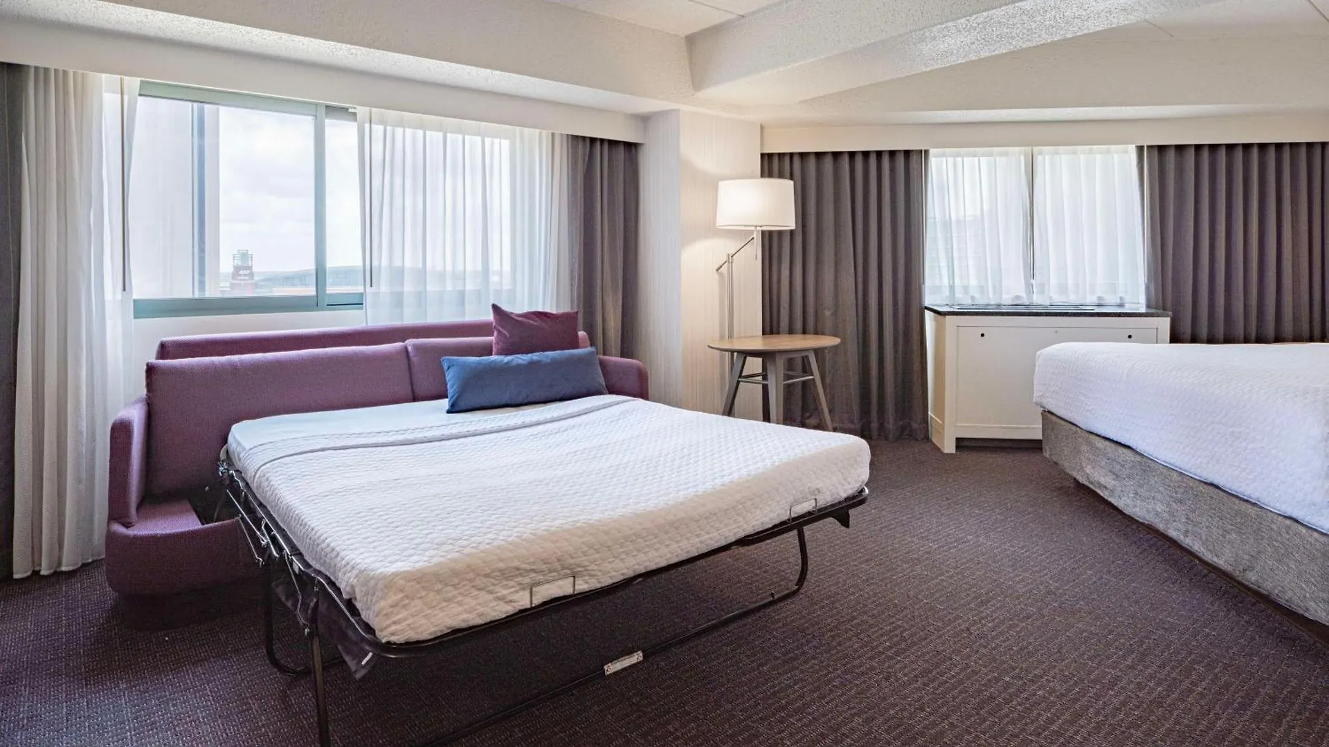 Sonesta Columbus Downtown Hotel 4*,