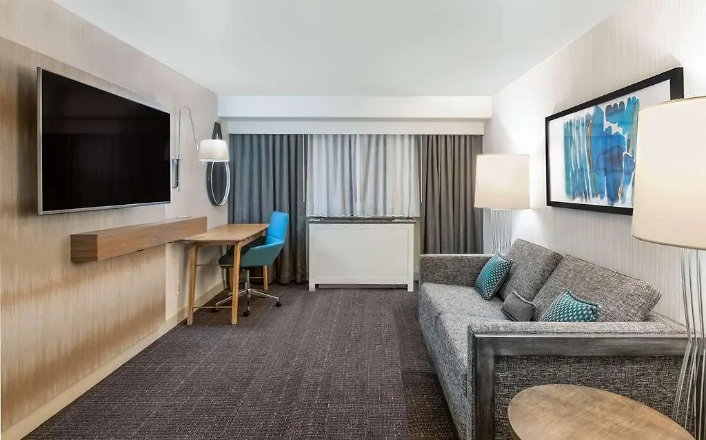 Sonesta Columbus Downtown Hotel 4*,